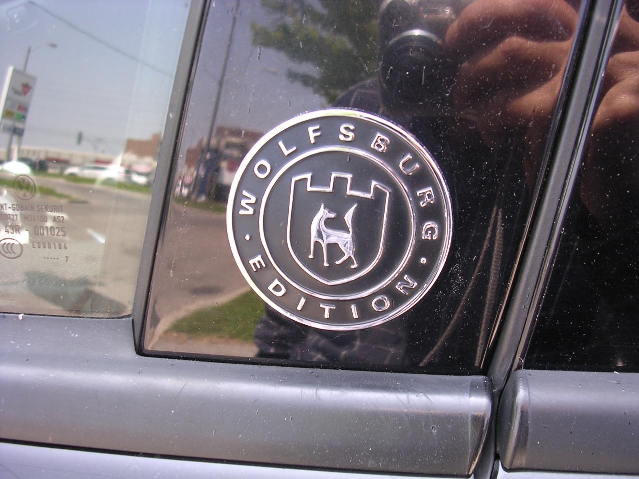 2017 Volkswagen Tiguan 4MOTION 4dr Wolfsburg Edition Photo4