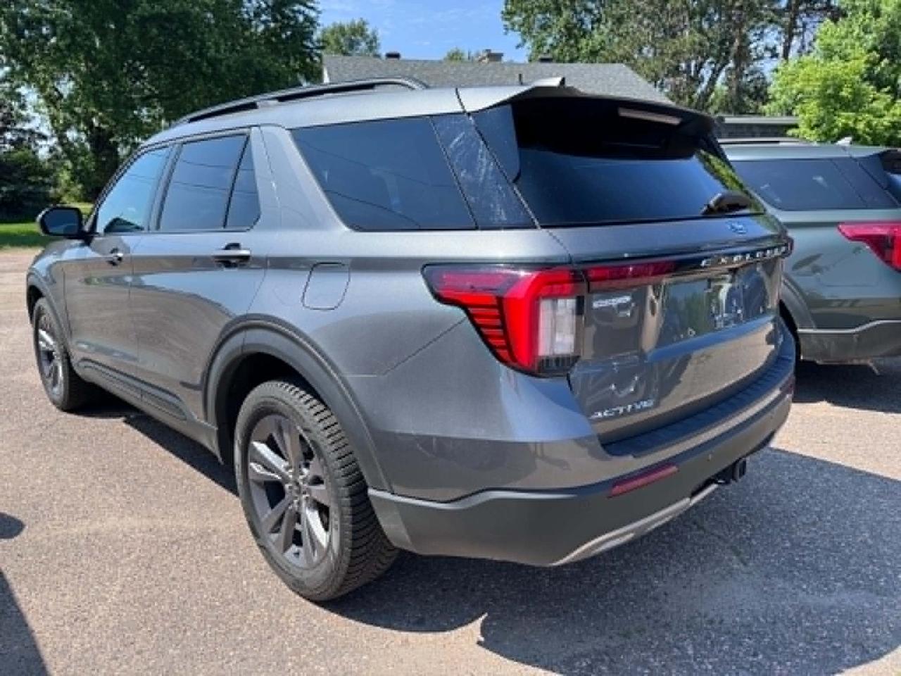 2026 Ford Explorer Active Photo1