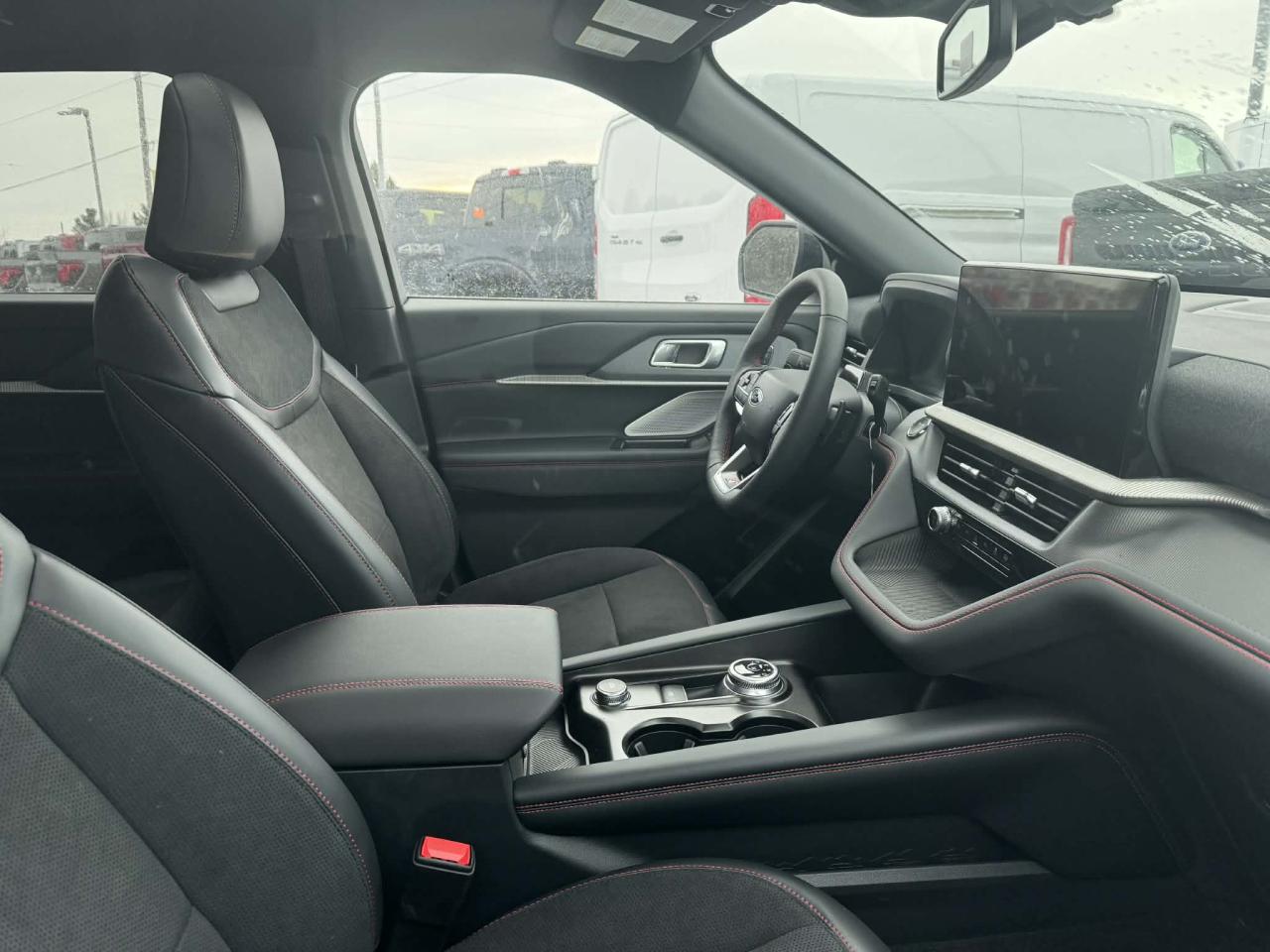 2026 Ford Explorer ST Photo