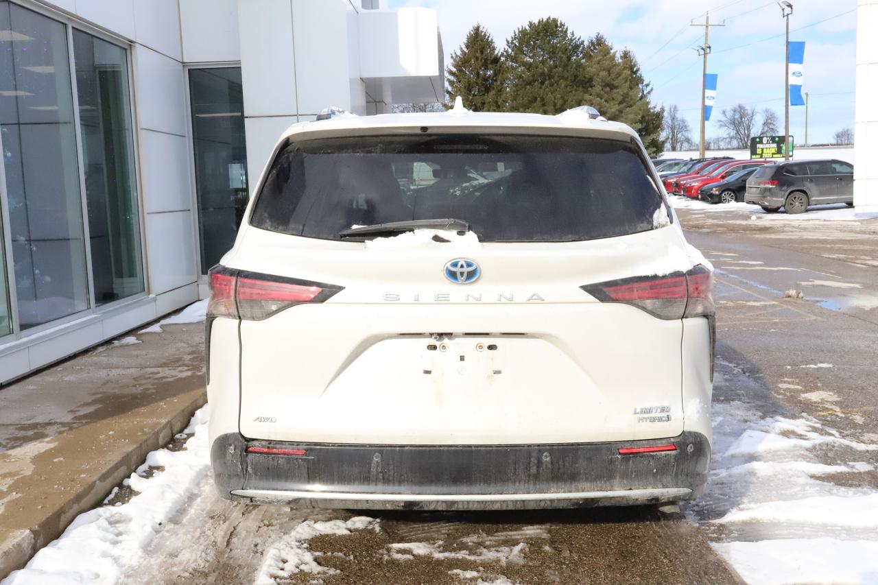 2022 Toyota Sienna LIMITED 7-Passenger AWD Photo