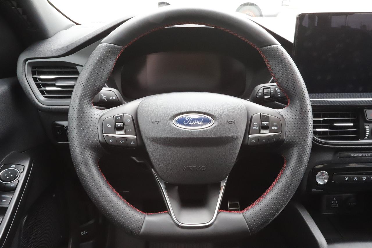 2024 Ford Escape ST-Line AWD Photo