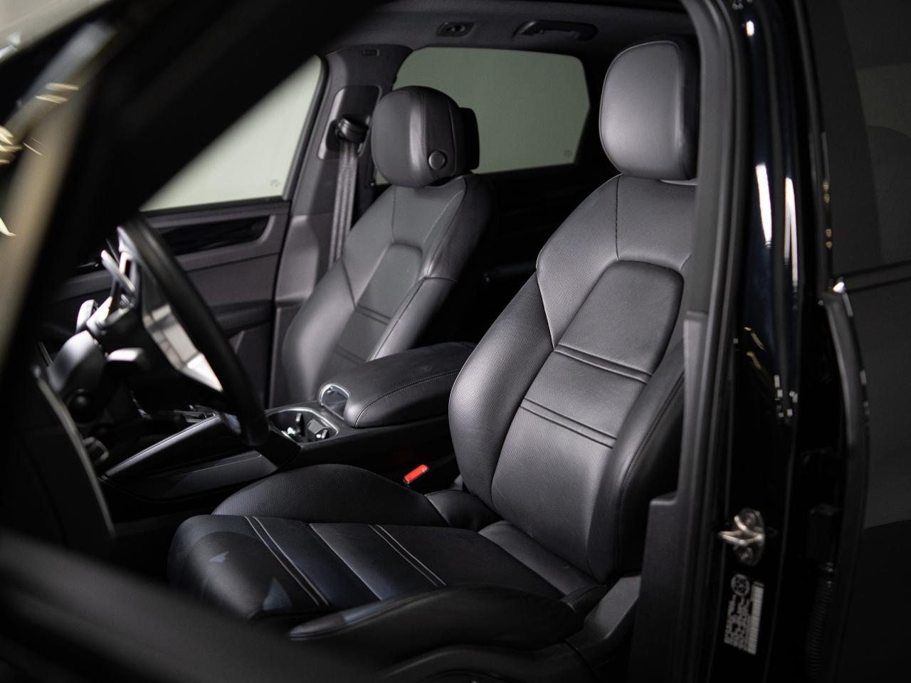 2021 Porsche Cayenne S | PREMIUM PLUS & ASSISTANCE PKG | BOSE | 21 IN Photo