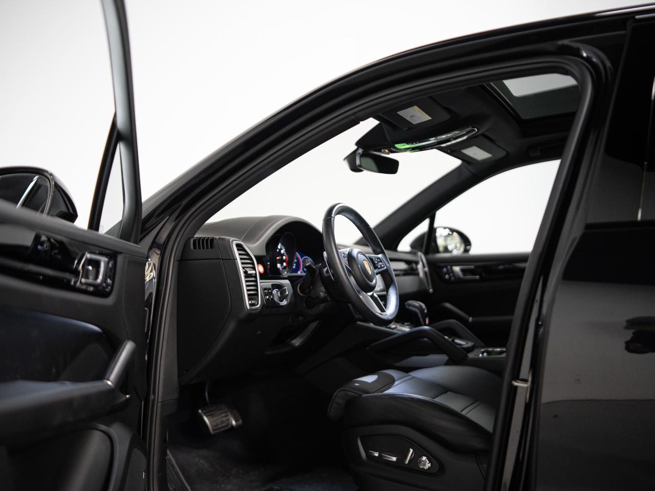 2021 Porsche Cayenne S | PREMIUM PLUS & ASSISTANCE PKG | BOSE | 21 IN Photo