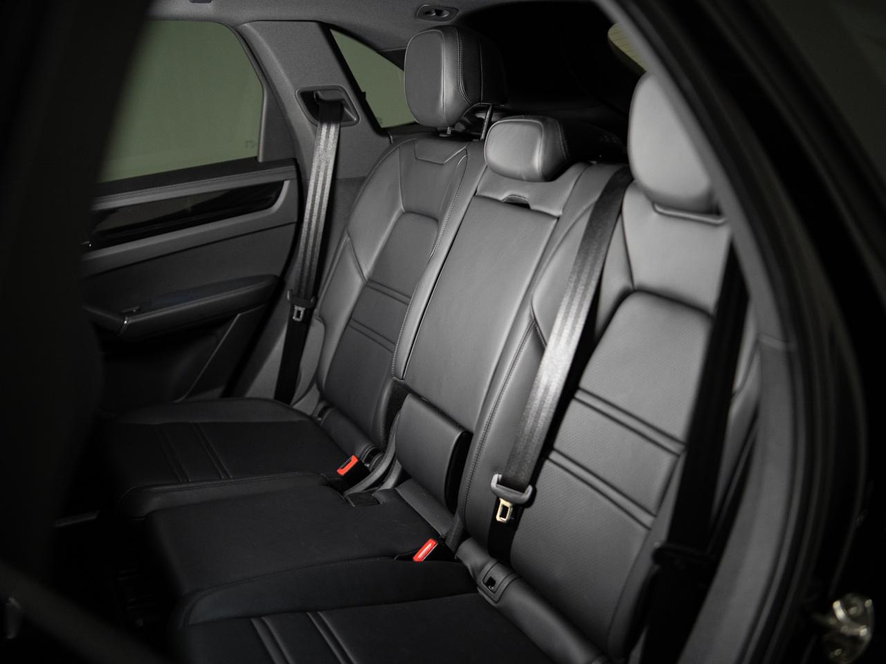 2021 Porsche Cayenne S | PREMIUM PLUS & ASSISTANCE PKG | BOSE | 21 IN Photo