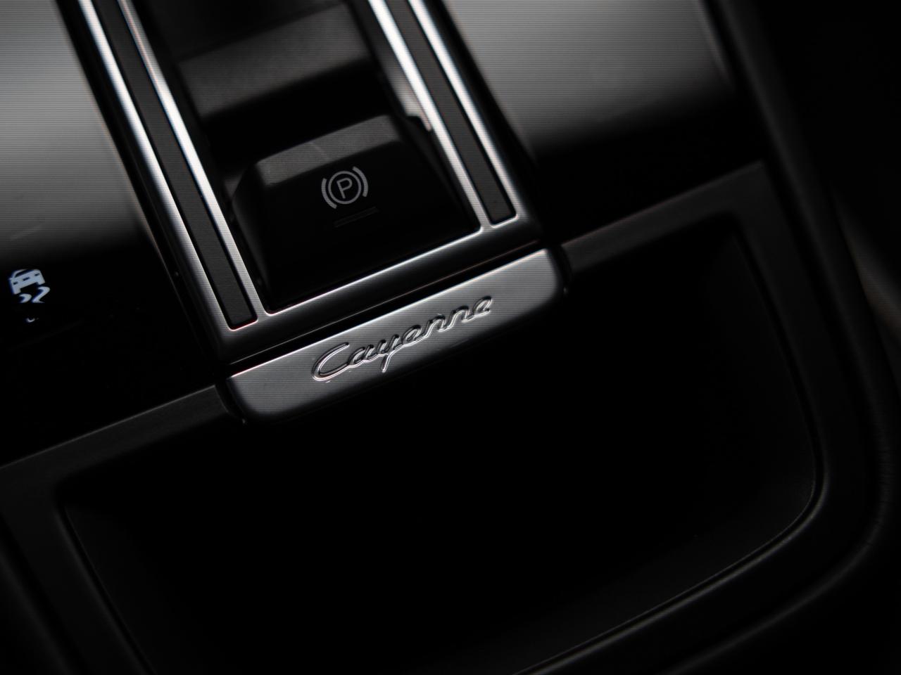 2021 Porsche Cayenne S | PREMIUM PLUS & ASSISTANCE PKG | BOSE | 21 IN Photo