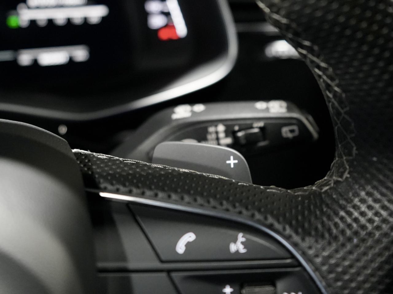 2022 Audi SQ8 PANO/360CAM/B&O/HUD/CARBON FIBER/NOACCIDENT/1OWNER Photo