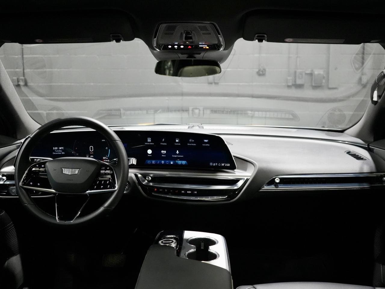 2024 Cadillac LYRIQ AWD| DRIVE ASSIST| PANO| READY FOR PICK UP Photo