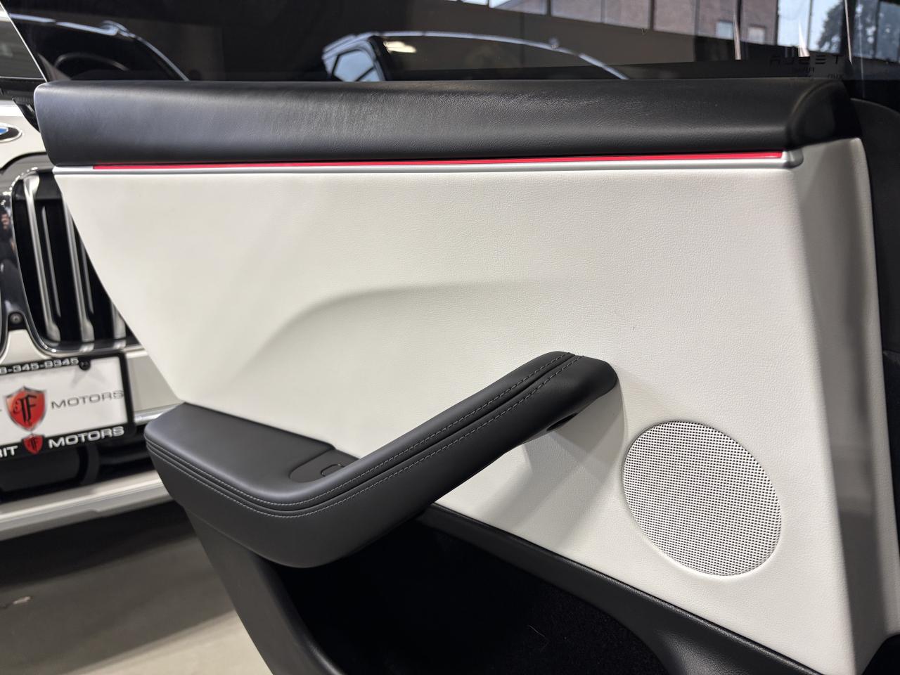 2024 Tesla Model 3 RWD|FRONTPPF|WHITELEATHER|AMBIENT|REARSCREEN|NAV|+ - Photo #13