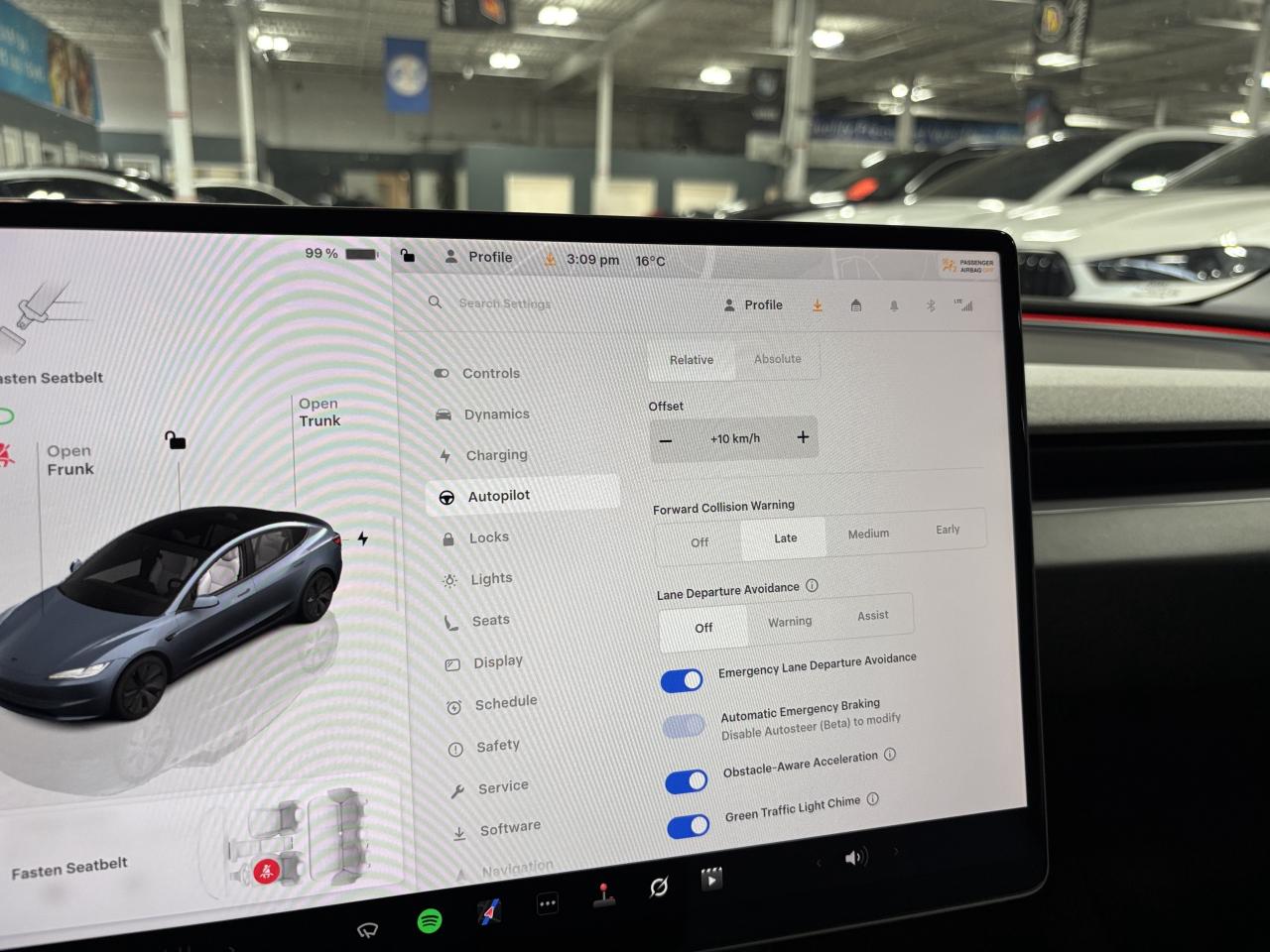 2024 Tesla Model 3 RWD|FRONTPPF|WHITELEATHER|AMBIENT|REARSCREEN|NAV|+ - Photo #32