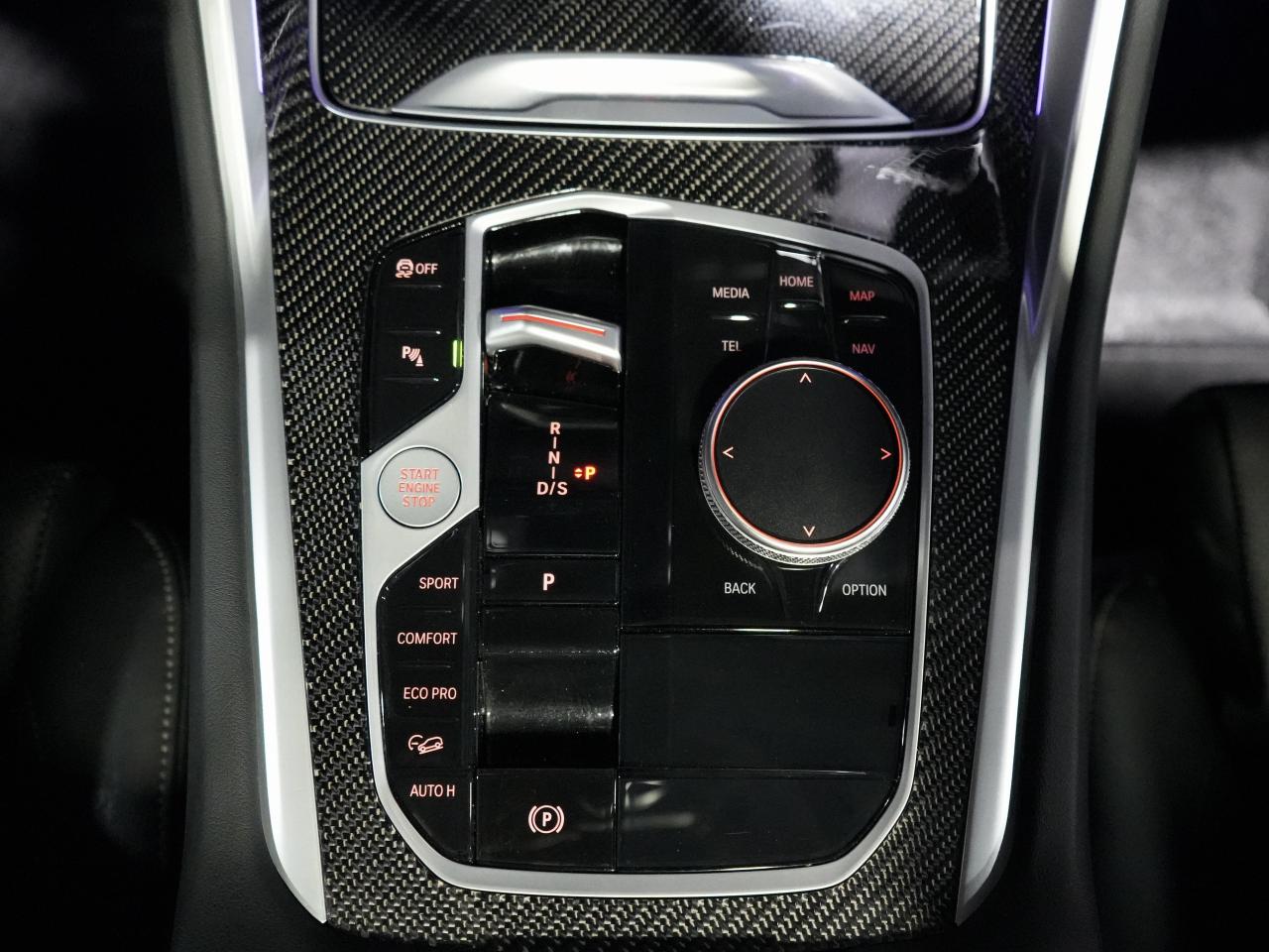 2025 BMW X6 xDrive40i/PANO/HUD/360CAM/22 IN RIM/CARBON FIBER Photo