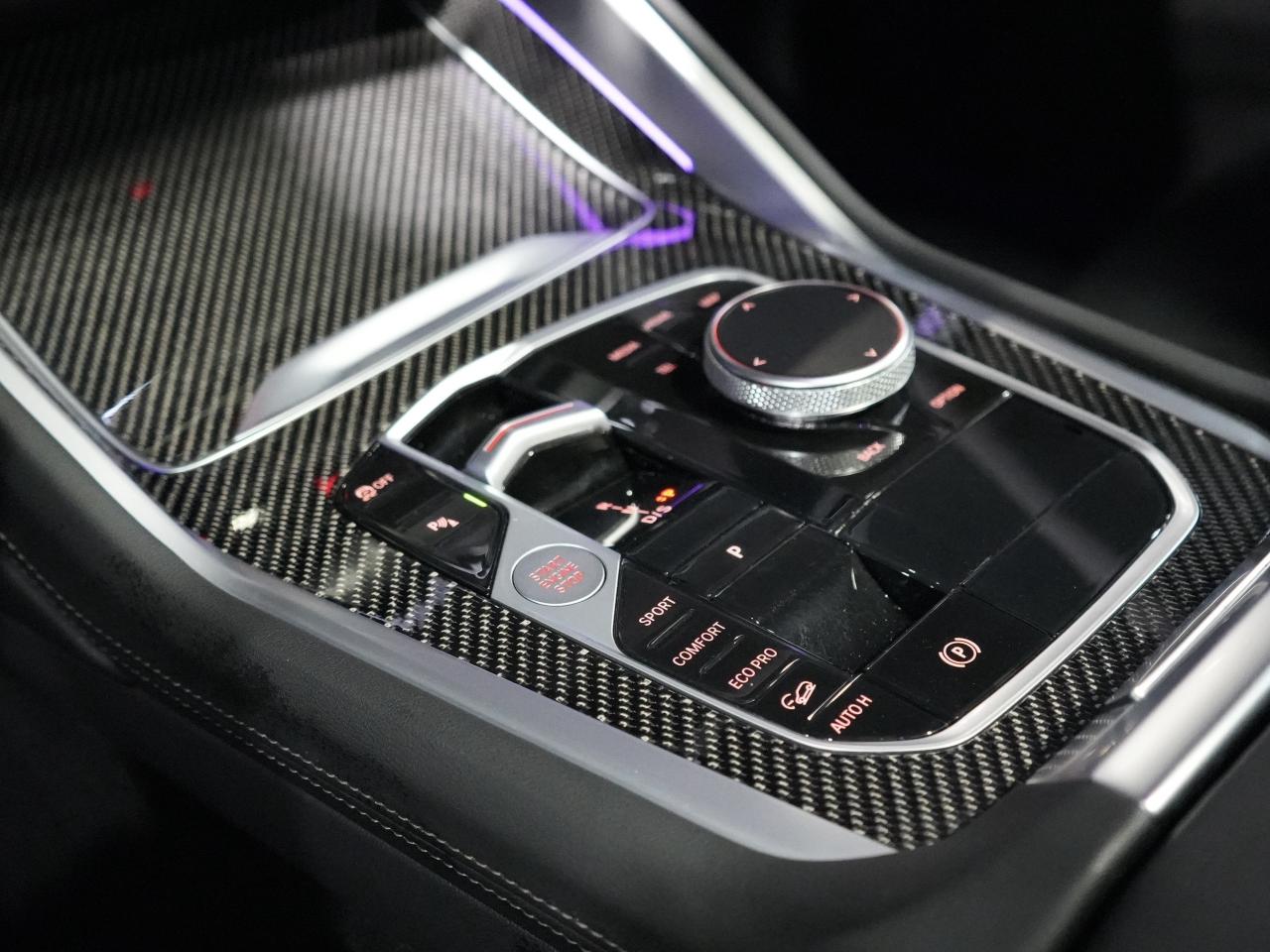 2025 BMW X6 xDrive40i/PANO/HUD/360CAM/22 IN RIM/CARBON FIBER Photo