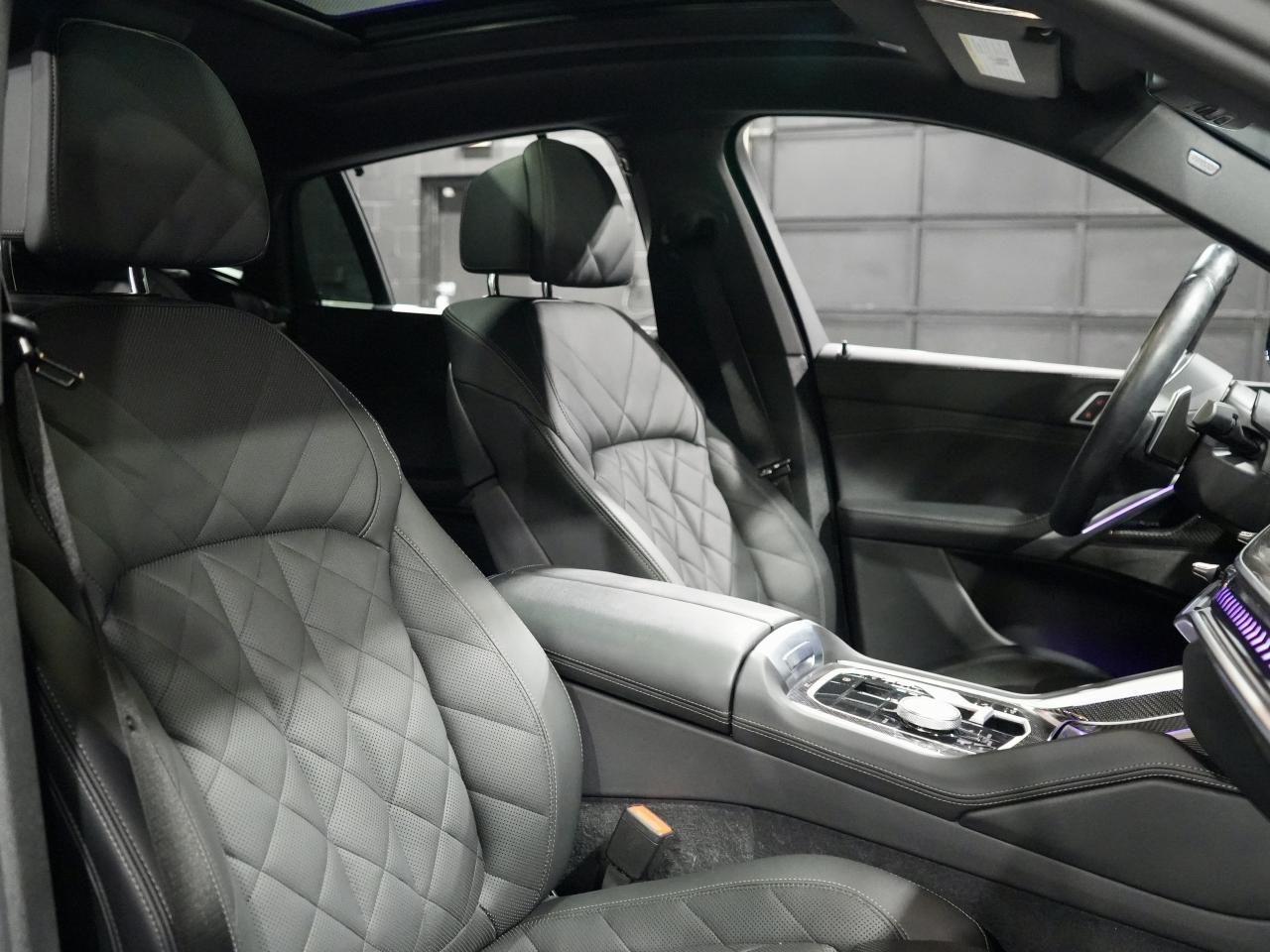 2025 BMW X6 xDrive40i/PANO/HUD/360CAM/22 IN RIM/CARBON FIBER Photo