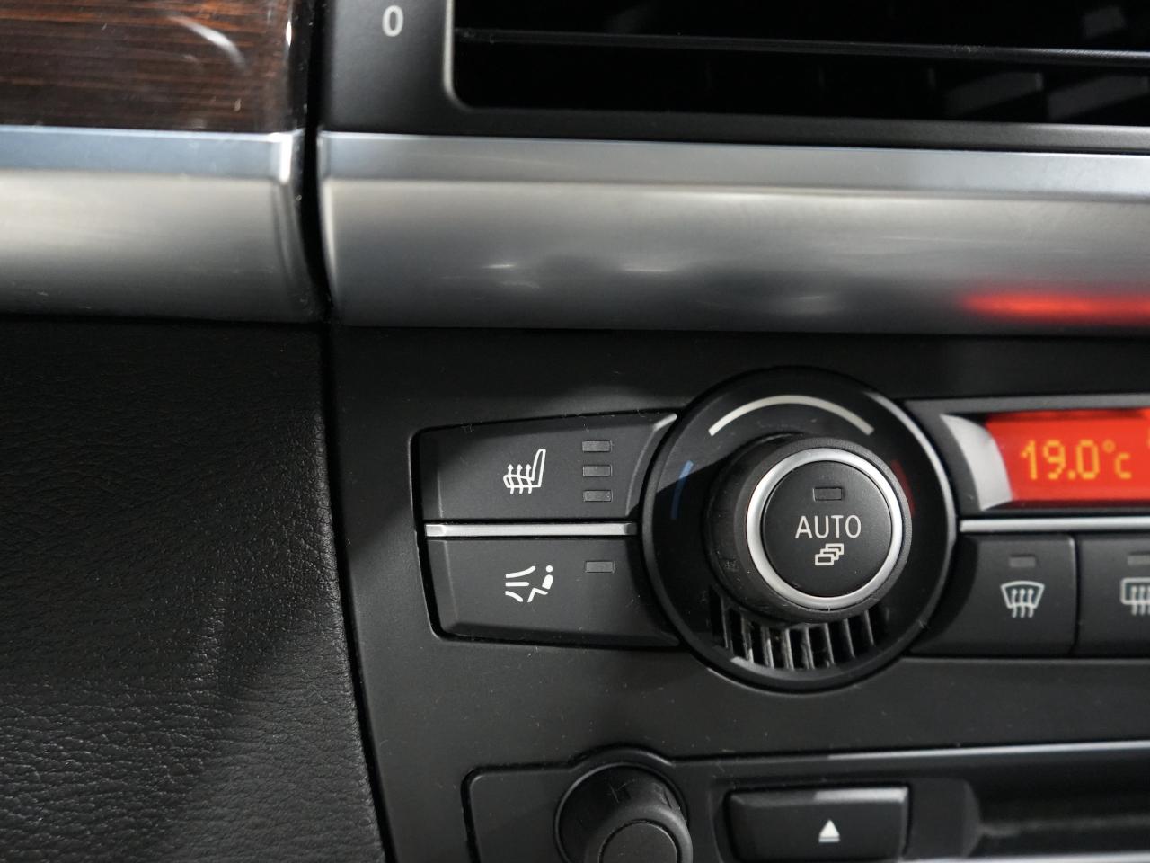 2012 BMW X5 AWD 4dr 50i/PANO/NAV/CAM/7PASS/NO ACCIDENTS Photo