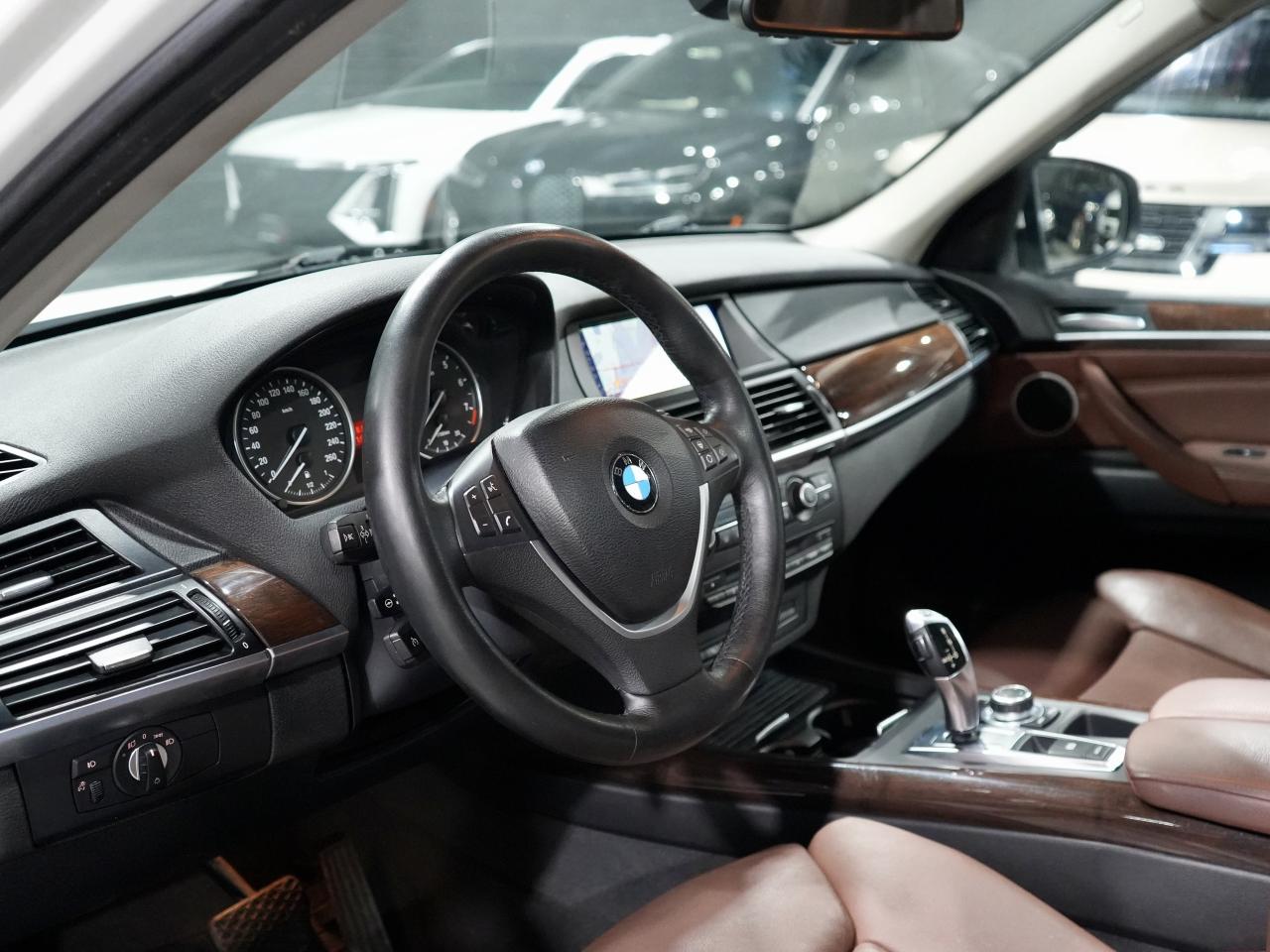 2012 BMW X5 AWD 4dr 50i/PANO/NAV/CAM/7PASS/NO ACCIDENTS Photo