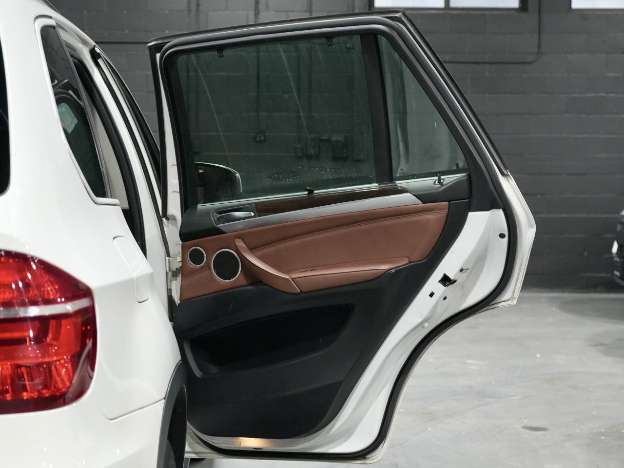 2012 BMW X5 AWD 4dr 50i/PANO/NAV/CAM/7PASS/NO ACCIDENTS Photo