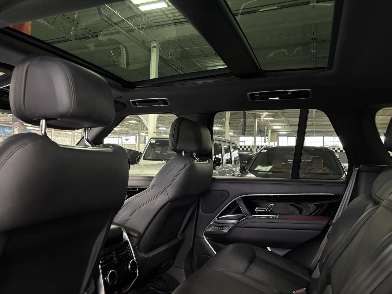 2023 Land Rover Range Rover P530 SE SWB|NO LUX TAX|NAV|MASSAGE|RECLINE|AMBIENT - Photo #10