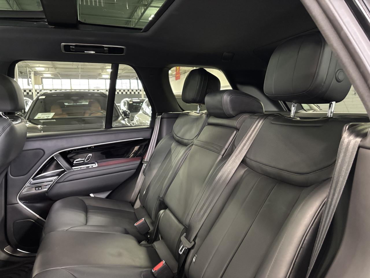 2023 Land Rover Range Rover P530 SE SWB|NO LUX TAX|NAV|MASSAGE|RECLINE|AMBIENT - Photo #11