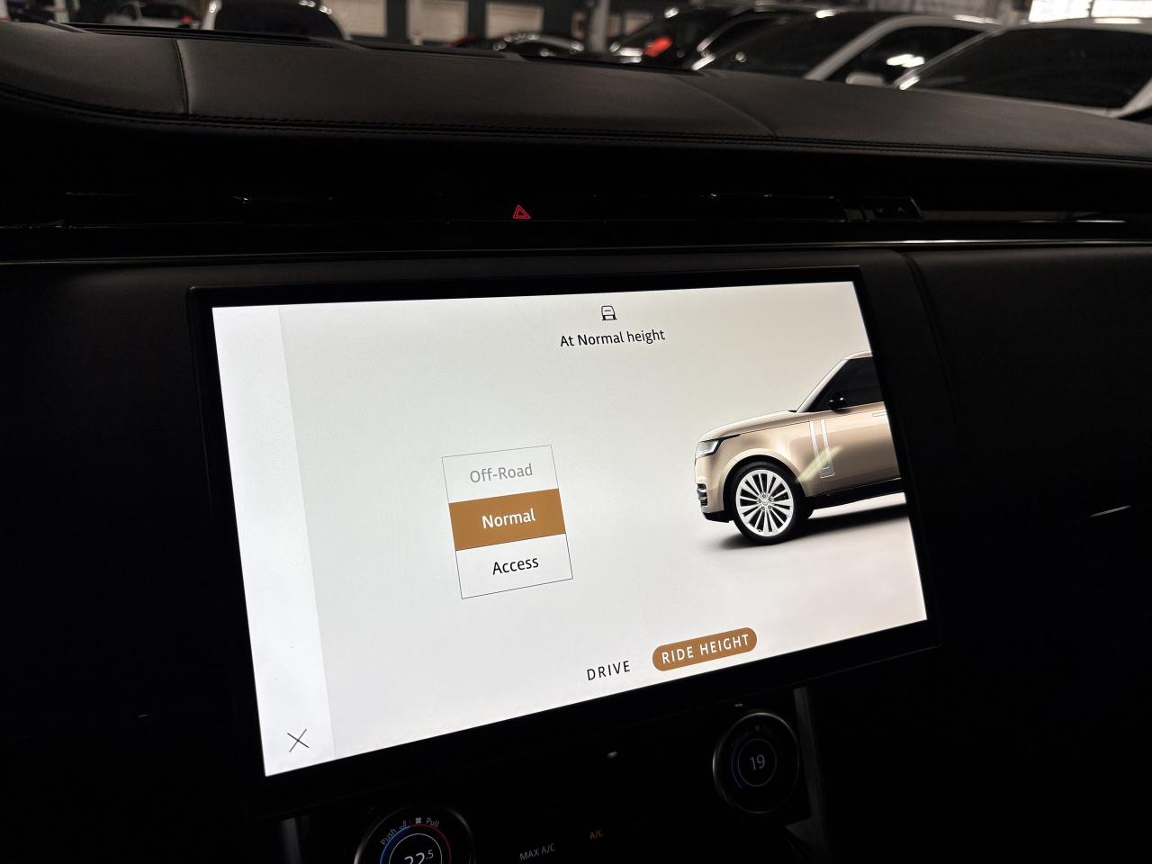 2023 Land Rover Range Rover P530 SE SWB|NO LUX TAX|NAV|MASSAGE|RECLINE|AMBIENT - Photo #26