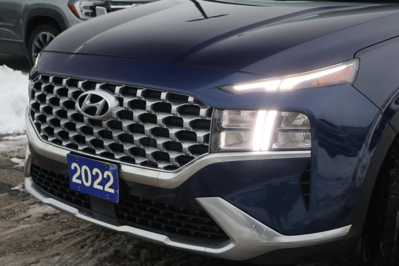2022 Hyundai Santa Fe Preferred | Heated Seats | Photo