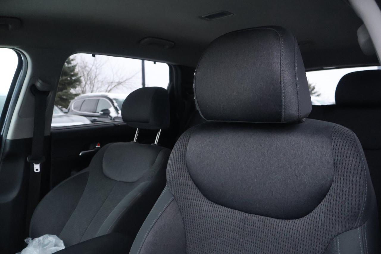 2022 Hyundai Santa Fe Preferred | Heated Seats | Photo