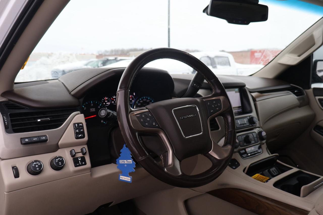 2019 GMC Yukon Denali Photo