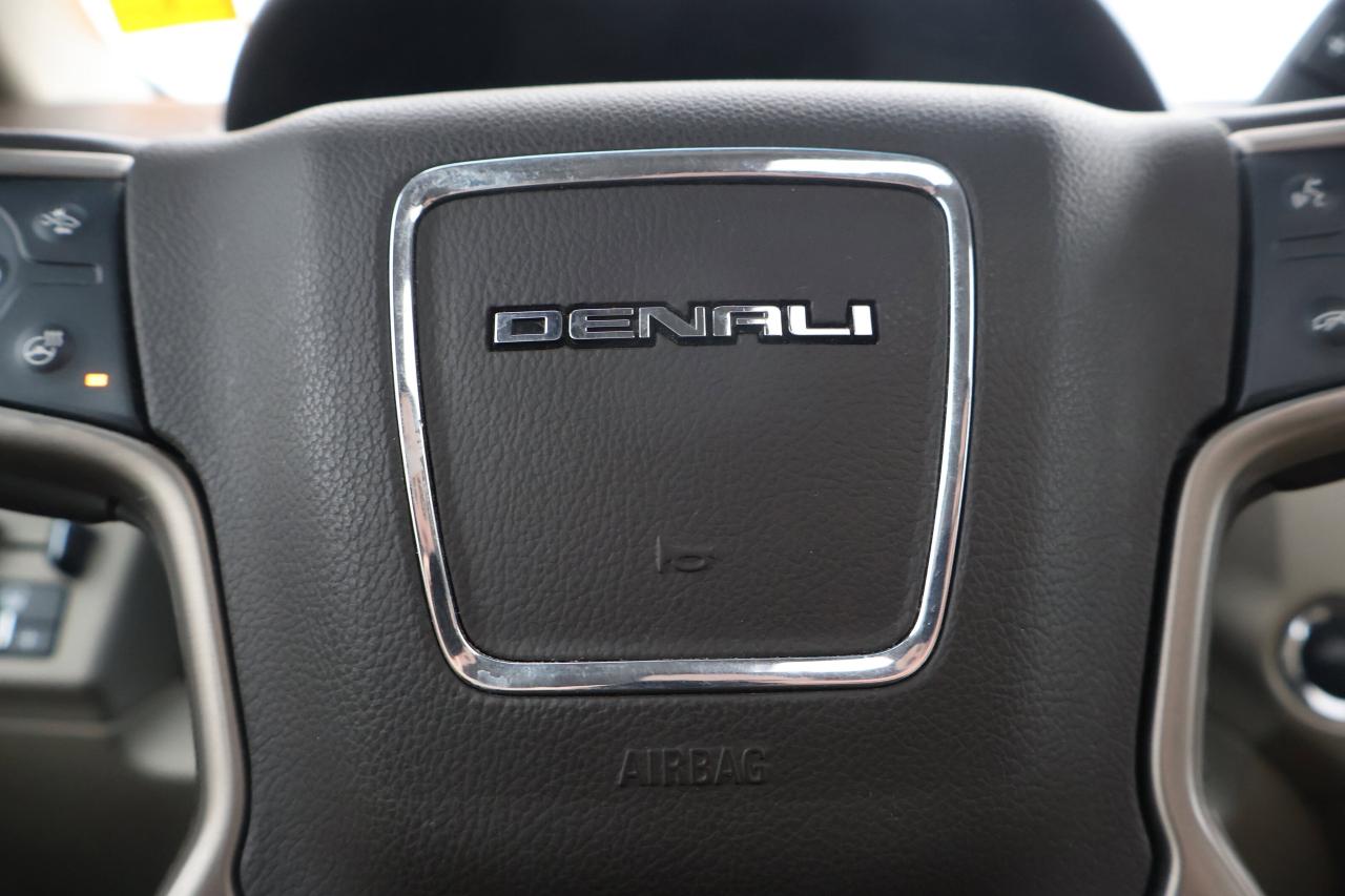 2019 GMC Yukon Denali Photo