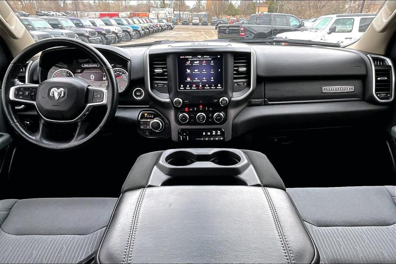 2020 RAM 1500 Big Horn Crew |Liner Cover Steps TrailerBrake |4X4 Photo