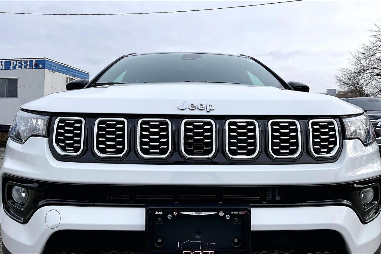 2024 Jeep Compass Limited | Heated Leather | Safety Tech | 4X4 Photo