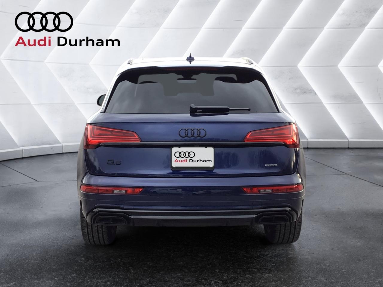 2025 Audi Q5 2.0T Progressiv + Black Competition Pkg Photo3