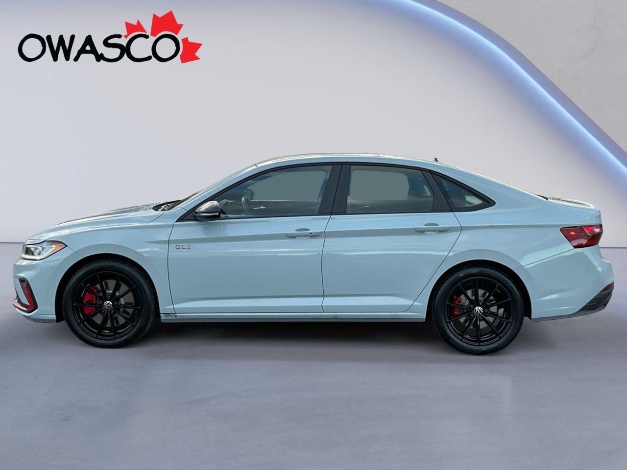 2025 Volkswagen Jetta GLI 2.0L Autobahn! Great kms! Warranty! Photo2