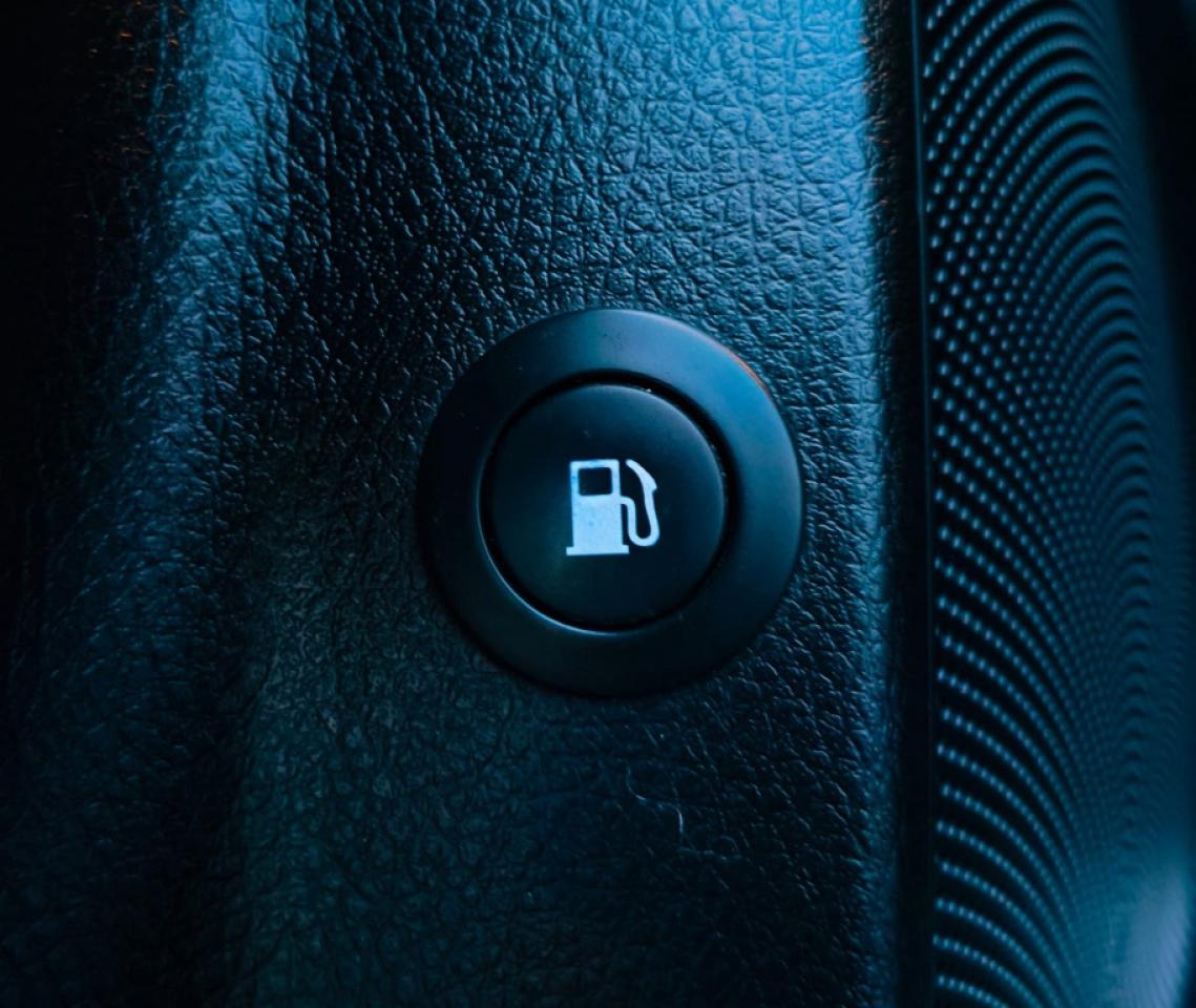 2011 Kia Sorento Front-wheel Drive 4dr I4 Manual LX Photo