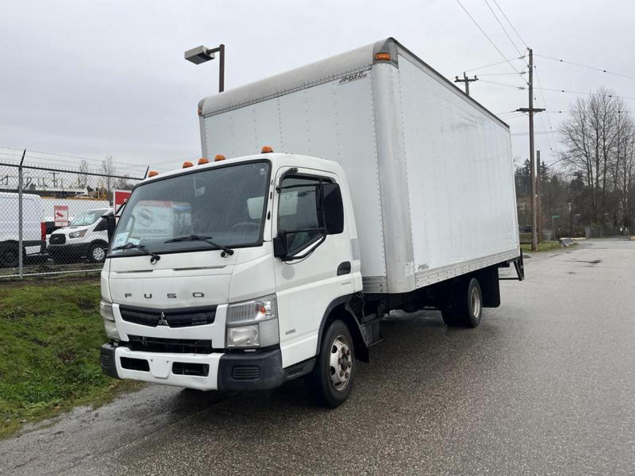 Used 2012 Mitsubishi FUSO FE 18 Foot Cube Van Diesel for sale in Burnaby, BC