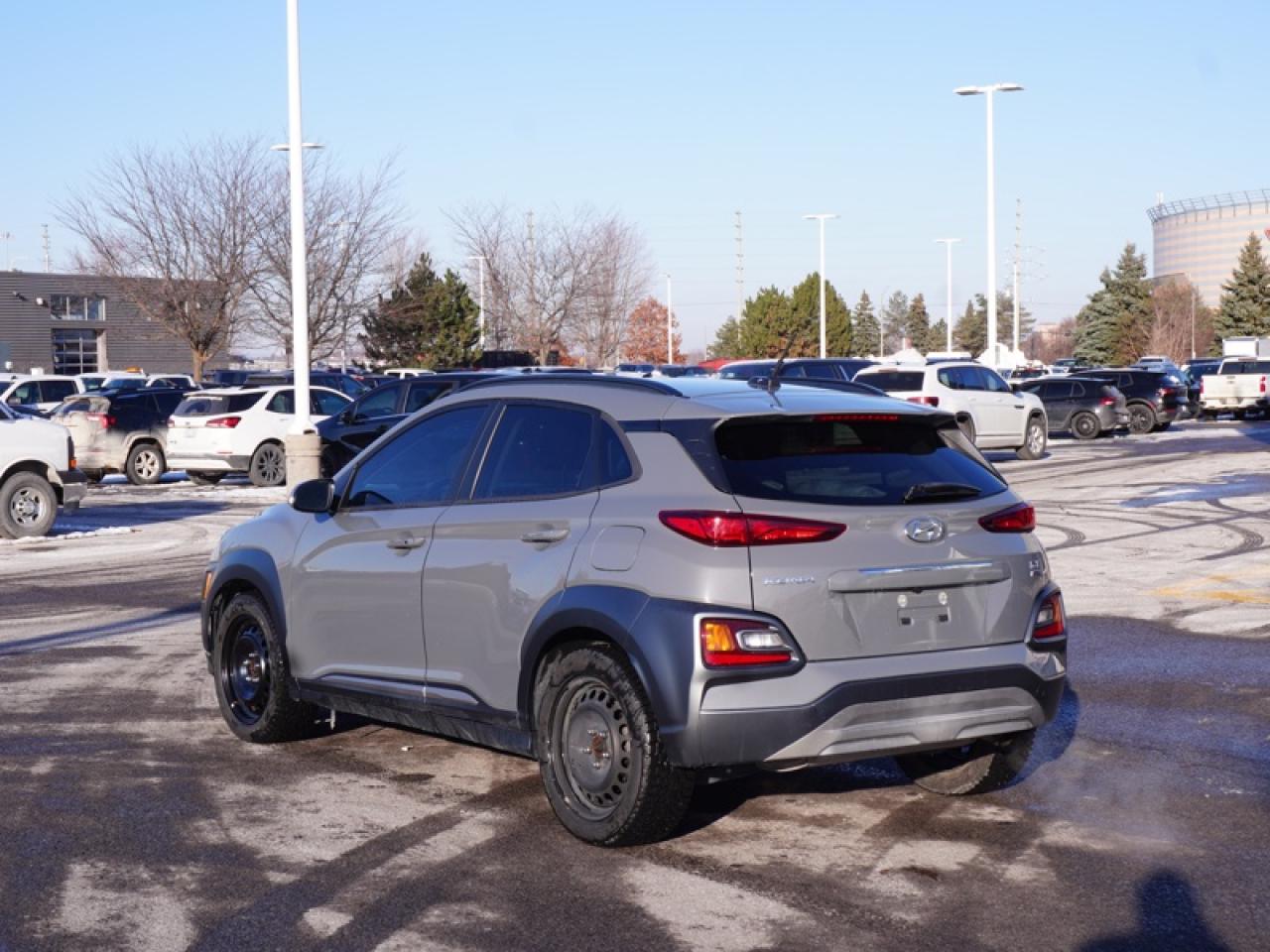 2021 Hyundai KONA 1.6T Trend AWD w/ Two-tone Photo