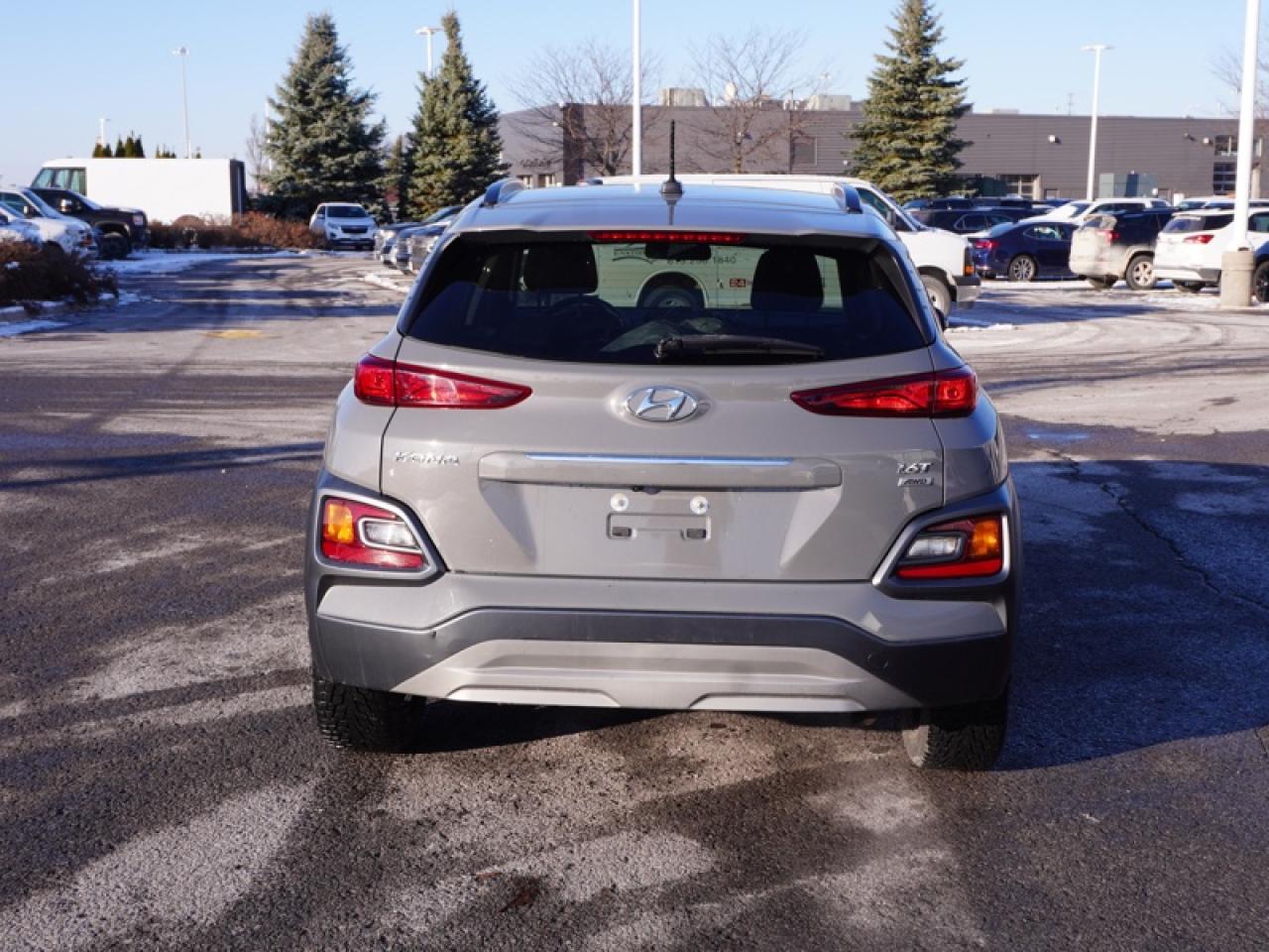 2021 Hyundai KONA 1.6T Trend AWD w/ Two-tone Photo4