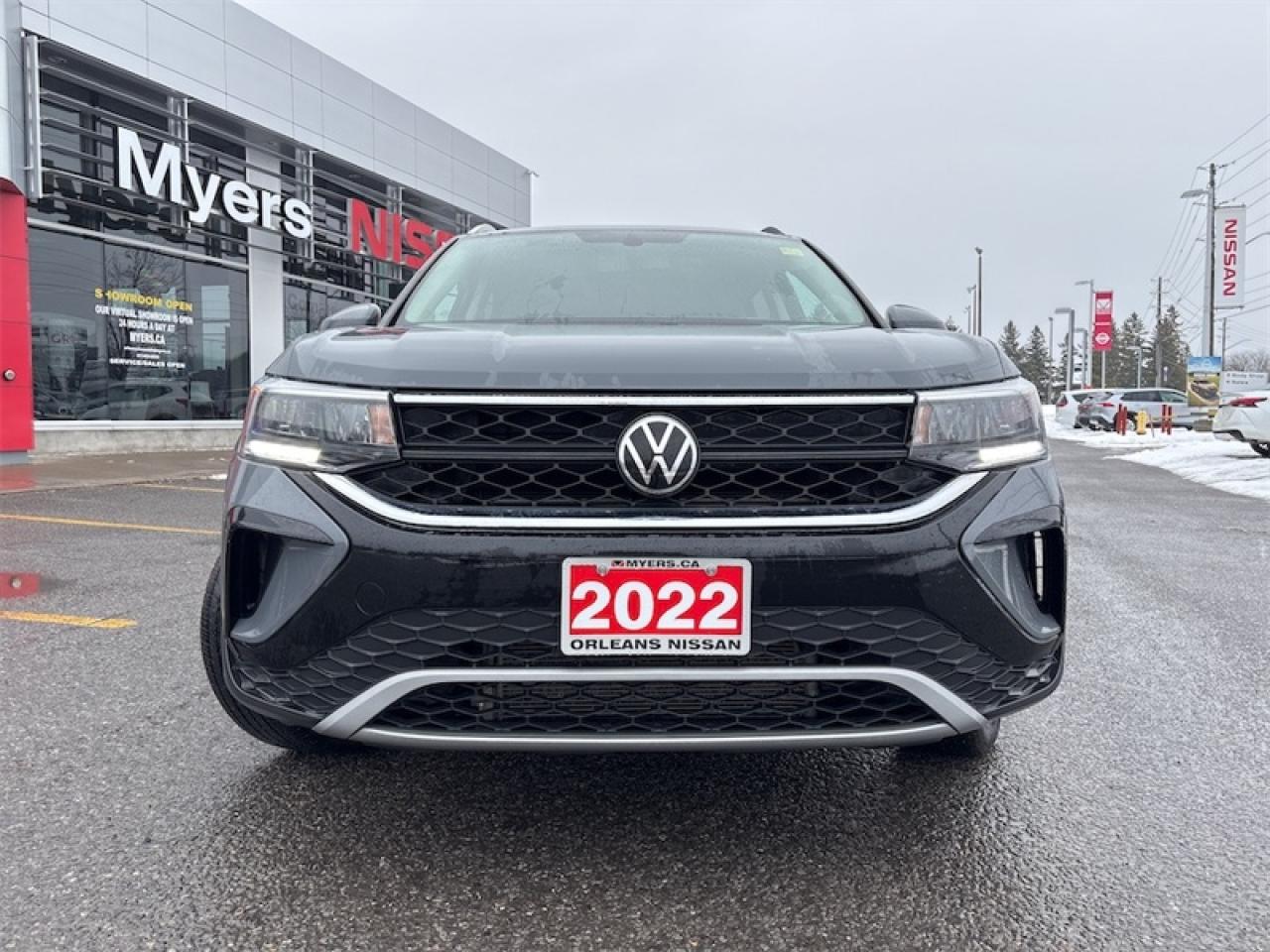 2022 Volkswagen Taos Comfortline 4MOTION  Lease return, Clean Carfax Photo