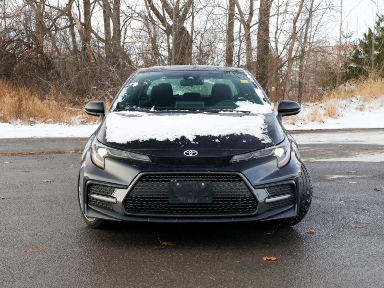2021 Toyota Corolla SE Upgrade Package  - Sunroof - $172 B/W Photo