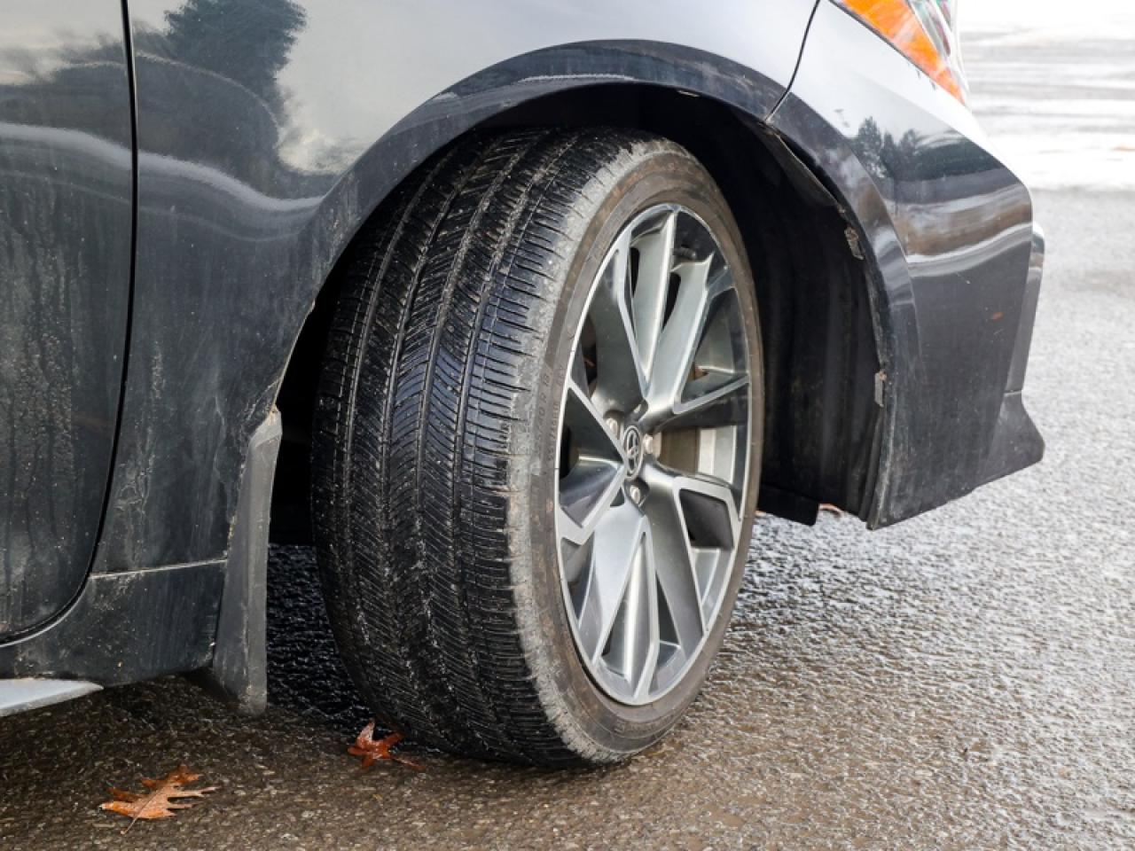 2021 Toyota Corolla SE Upgrade Package  - Sunroof - $172 B/W Photo