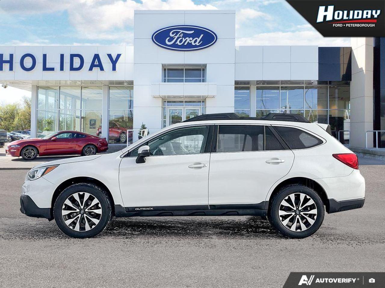 2015 Subaru Outback 2.5i w/Limited Pkg Photo2