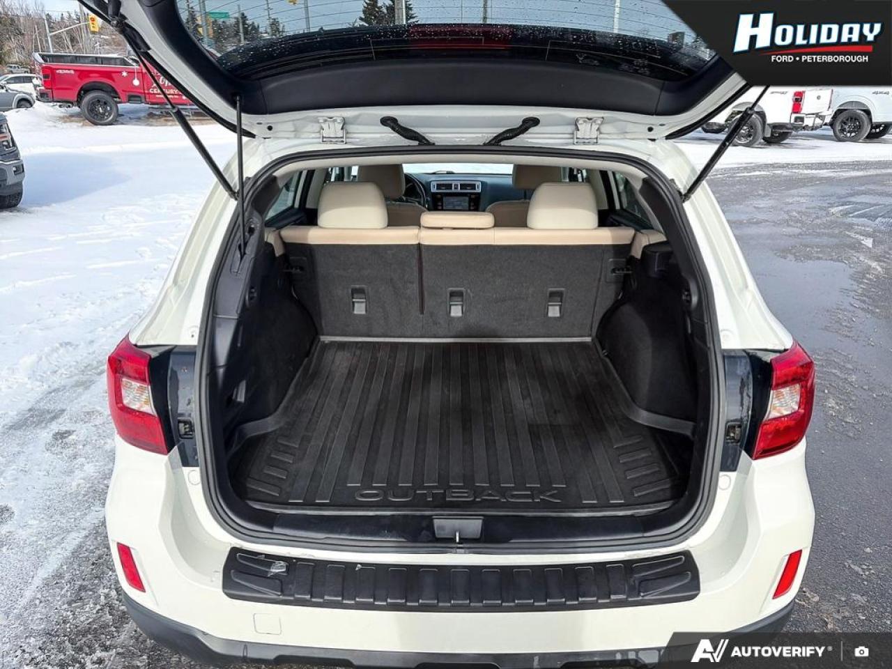 2015 Subaru Outback 2.5i w/Limited Pkg Photo