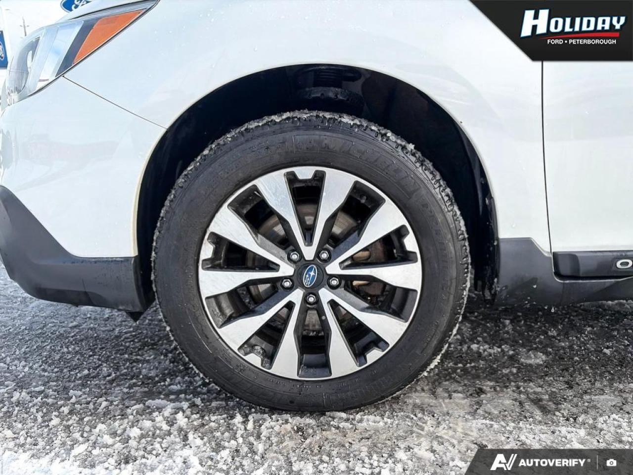 2015 Subaru Outback 2.5i w/Limited Pkg Photo