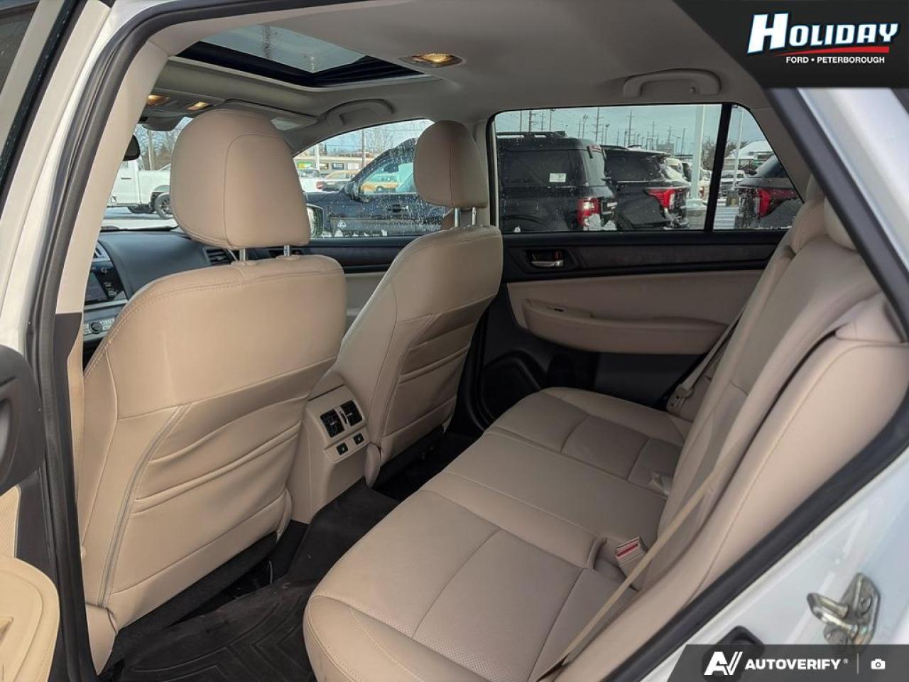 2015 Subaru Outback 2.5i w/Limited Pkg Photo