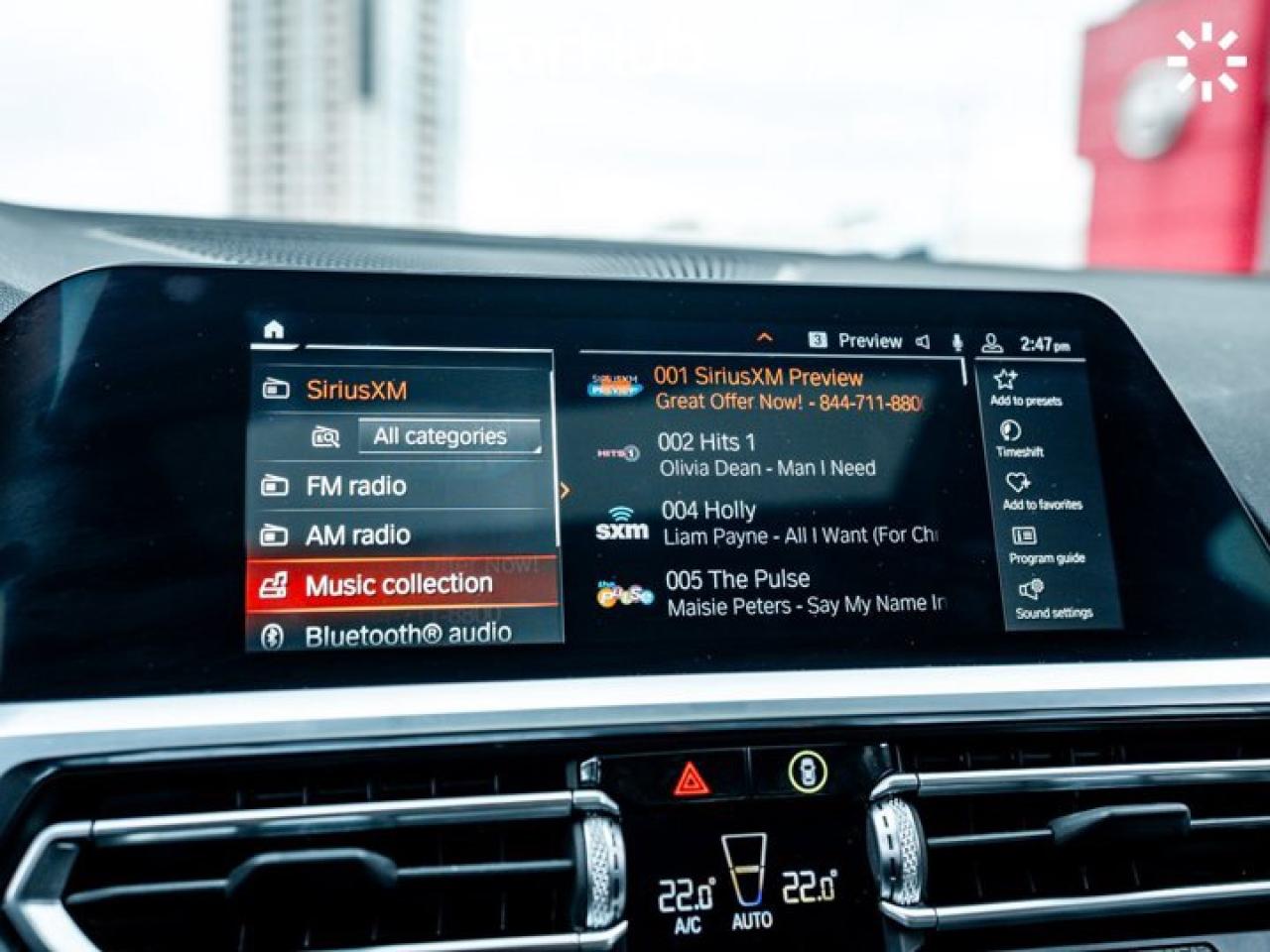 2020 BMW 3 Series 330i xDrive Photo