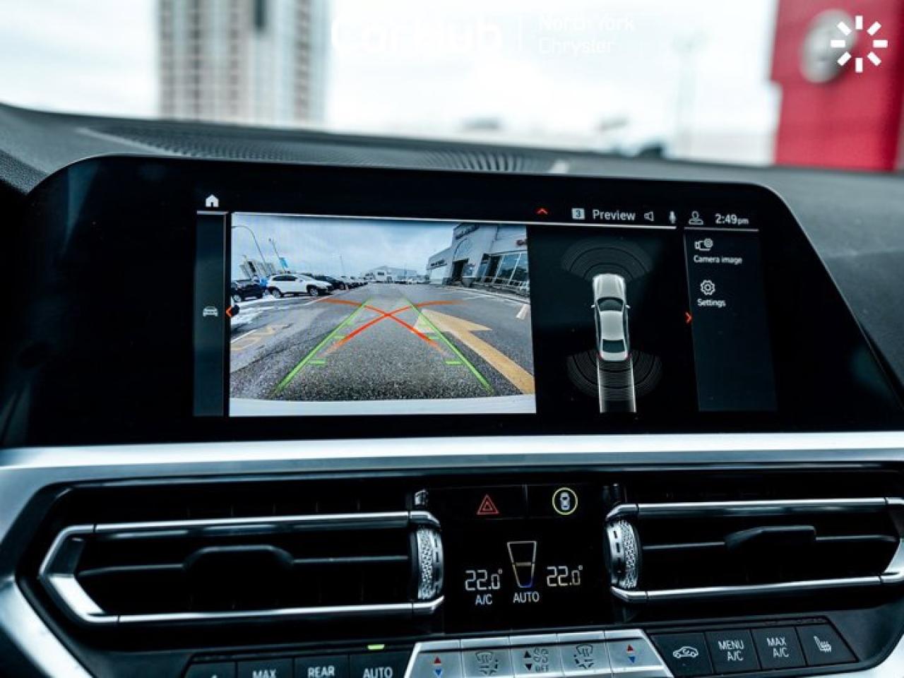 2020 BMW 3 Series 330i xDrive Photo