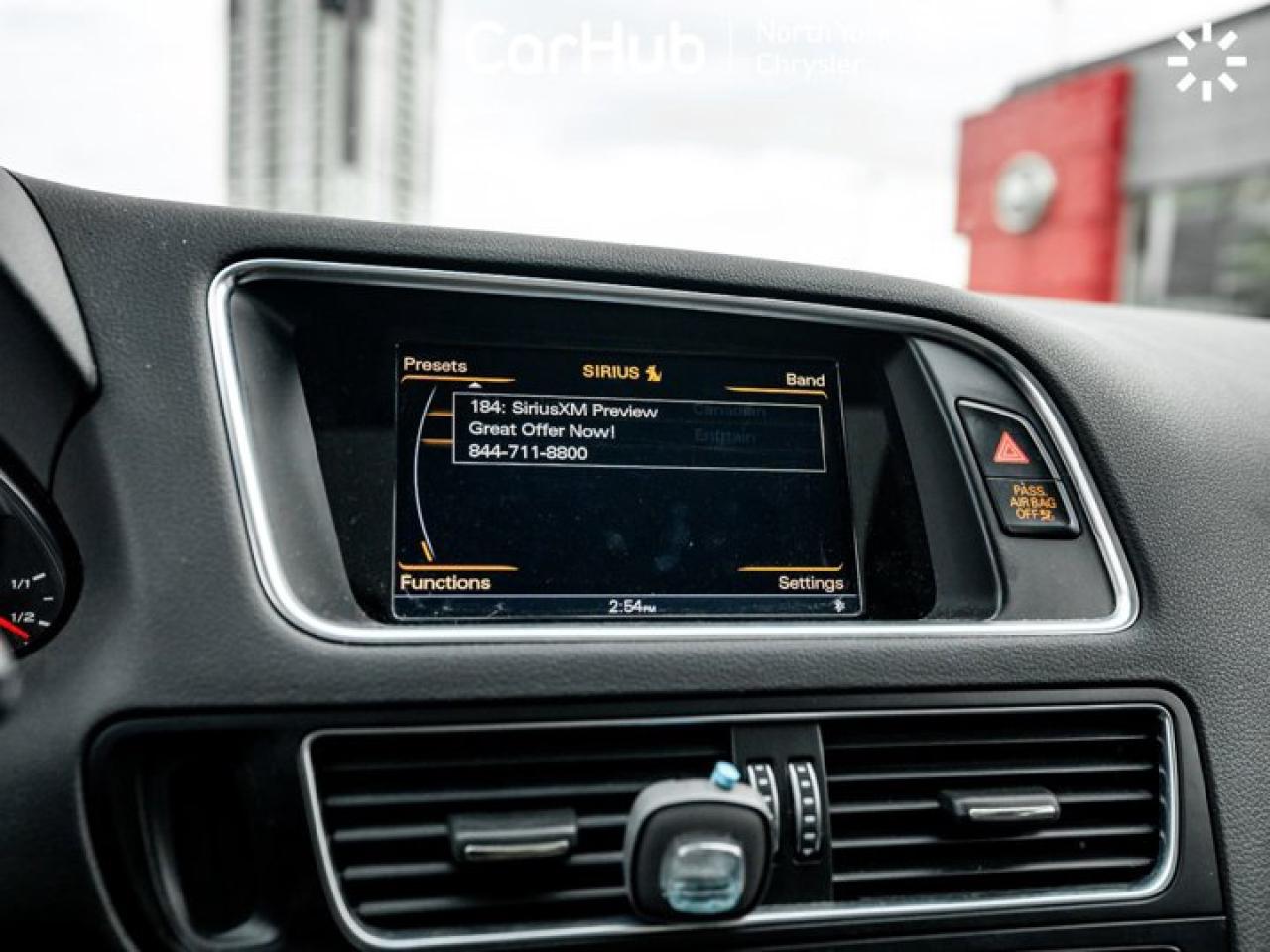 2016 Audi Q5 2.0T Technik Photo