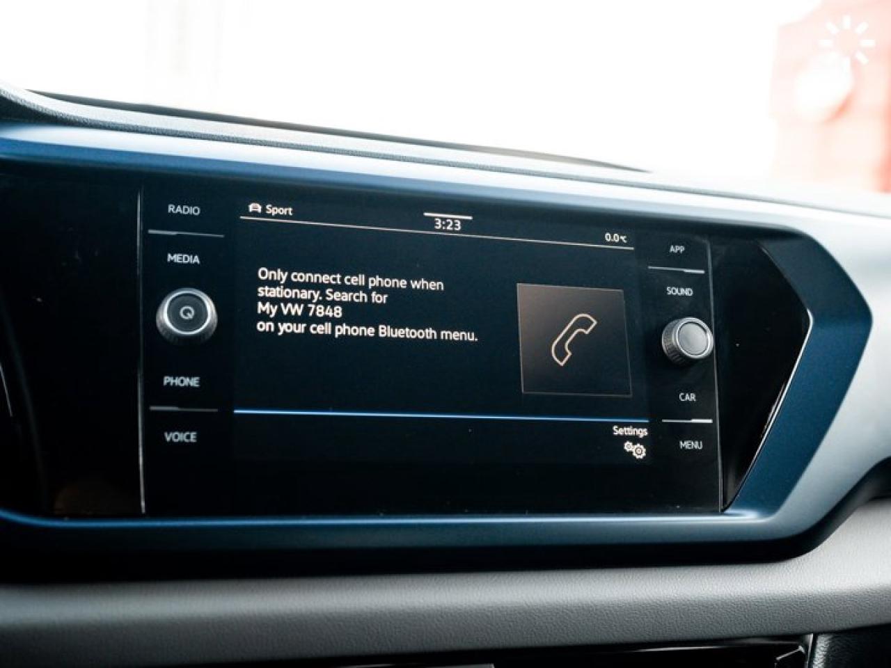 2022 Volkswagen Taos Comfortline Heated Seats Front Assist Blind Spot Monitoring Apple CarPlay Android Auto Photo