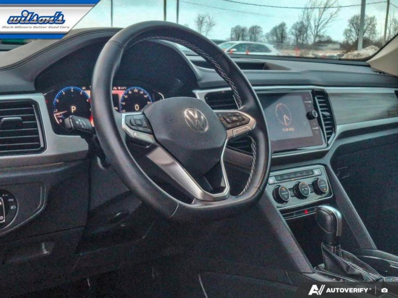 2021 Volkswagen Atlas Execline AWD | Blind Spot Monitor | Panoramic Sunroof | Heated and Cooled Seats | 360 Cam and More ! Photo