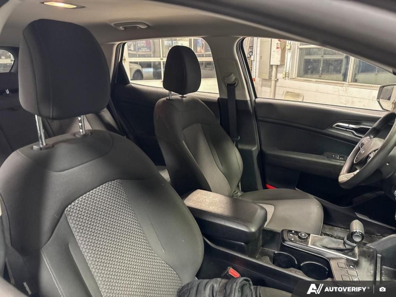 2023 Kia Sportage LX  - Heated Seats -  Apple CarPlay Photo