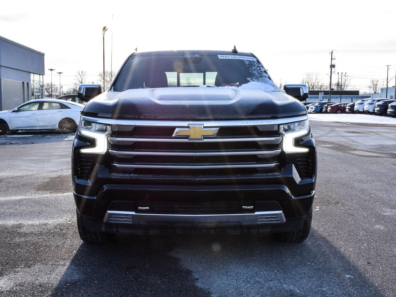 2023 Chevrolet Silverado 1500 Crew Cab Short Box 4-Wheel Drive High Country Photo