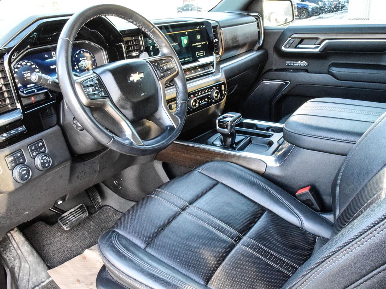 2023 Chevrolet Silverado 1500 Crew Cab Short Box 4-Wheel Drive High Country Photo