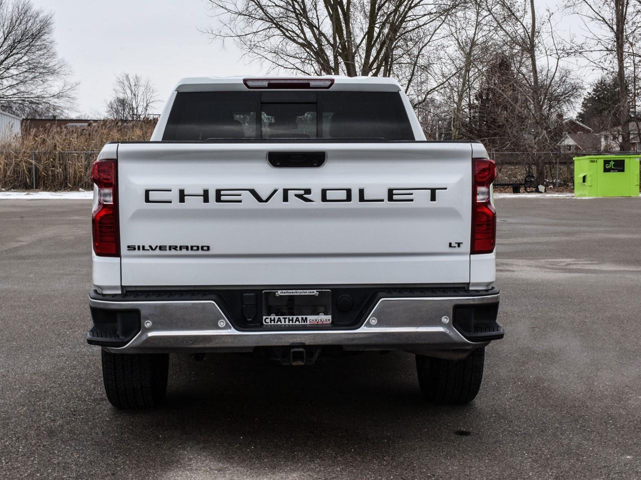 2023 Chevrolet Silverado 1500 Crew Cab Short Box 4-Wheel Drive LT Photo2